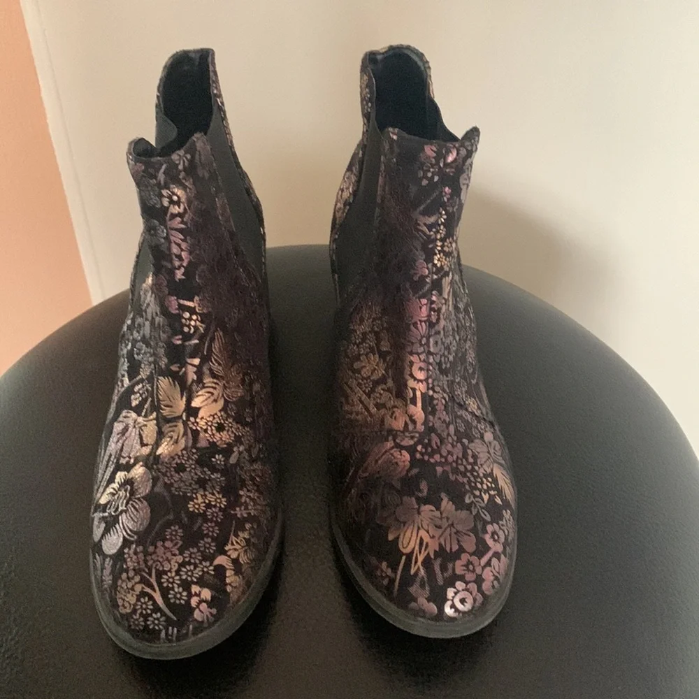 💥Maurice’s Ankle Boot- Size 10💥